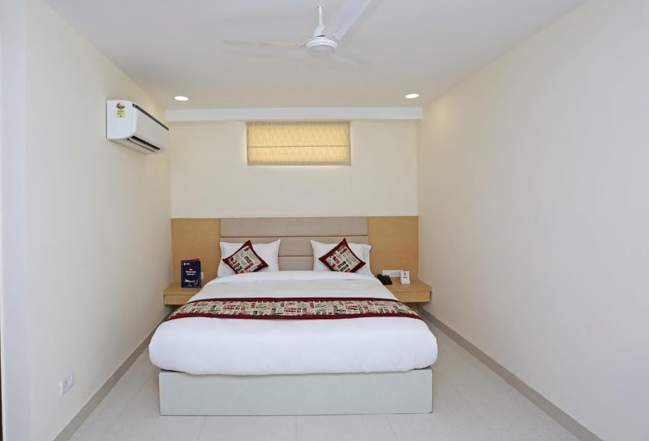 Hotel Airport D'Capitol New Delhi Buitenkant foto
