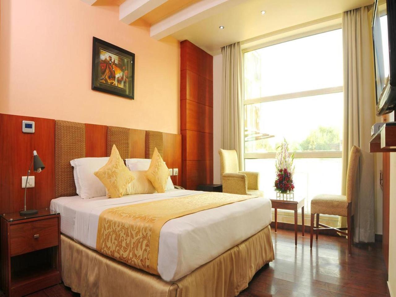 Hotel Airport D'Capitol New Delhi Buitenkant foto