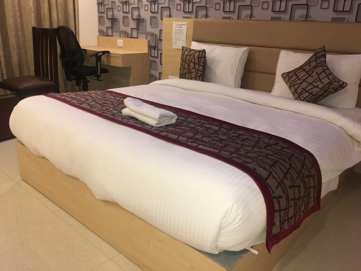 Hotel Airport D'Capitol New Delhi Buitenkant foto