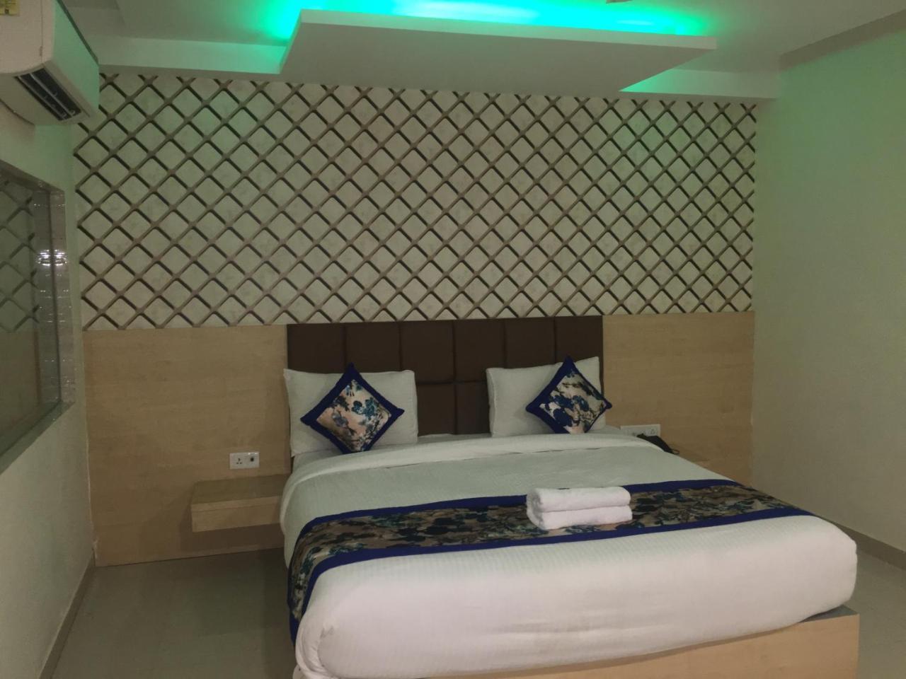 Hotel Airport D'Capitol New Delhi Buitenkant foto